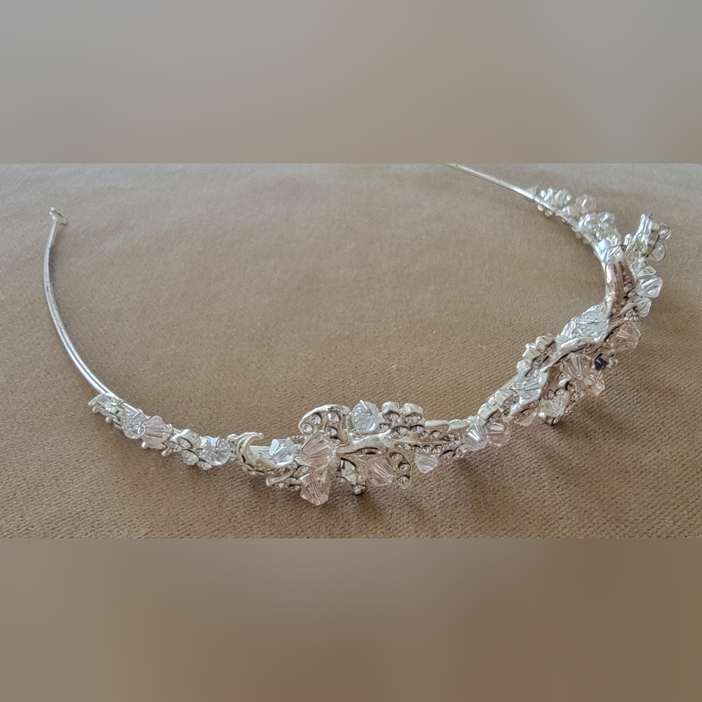Tiara - Picture 2 of 4
